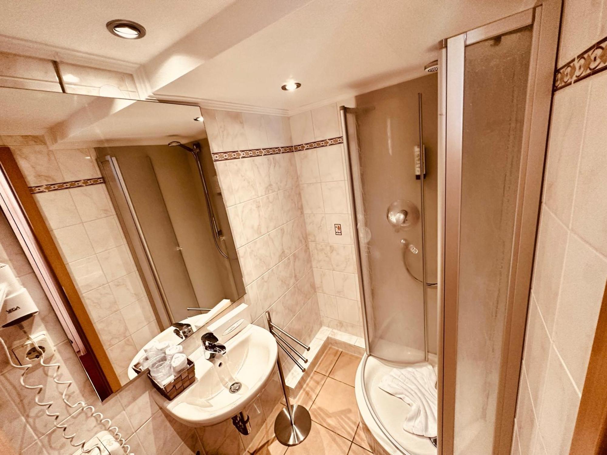 Hotel Weinhof Κόχεμ Εξωτερικό φωτογραφία